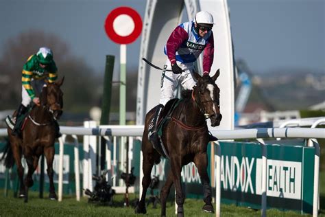 Lucinda Russell pays tribute to National hero One For Arthur.